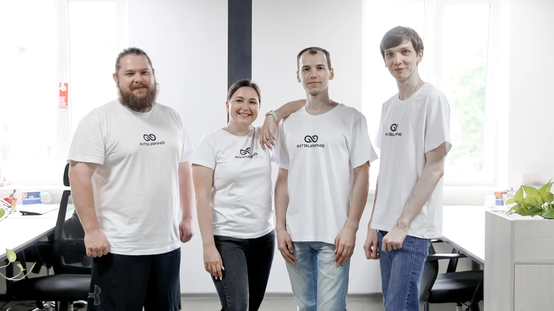 Послуги Intsurfing у сфері великих даних Надійний постачальник баз даних великих даних | Intsurfing