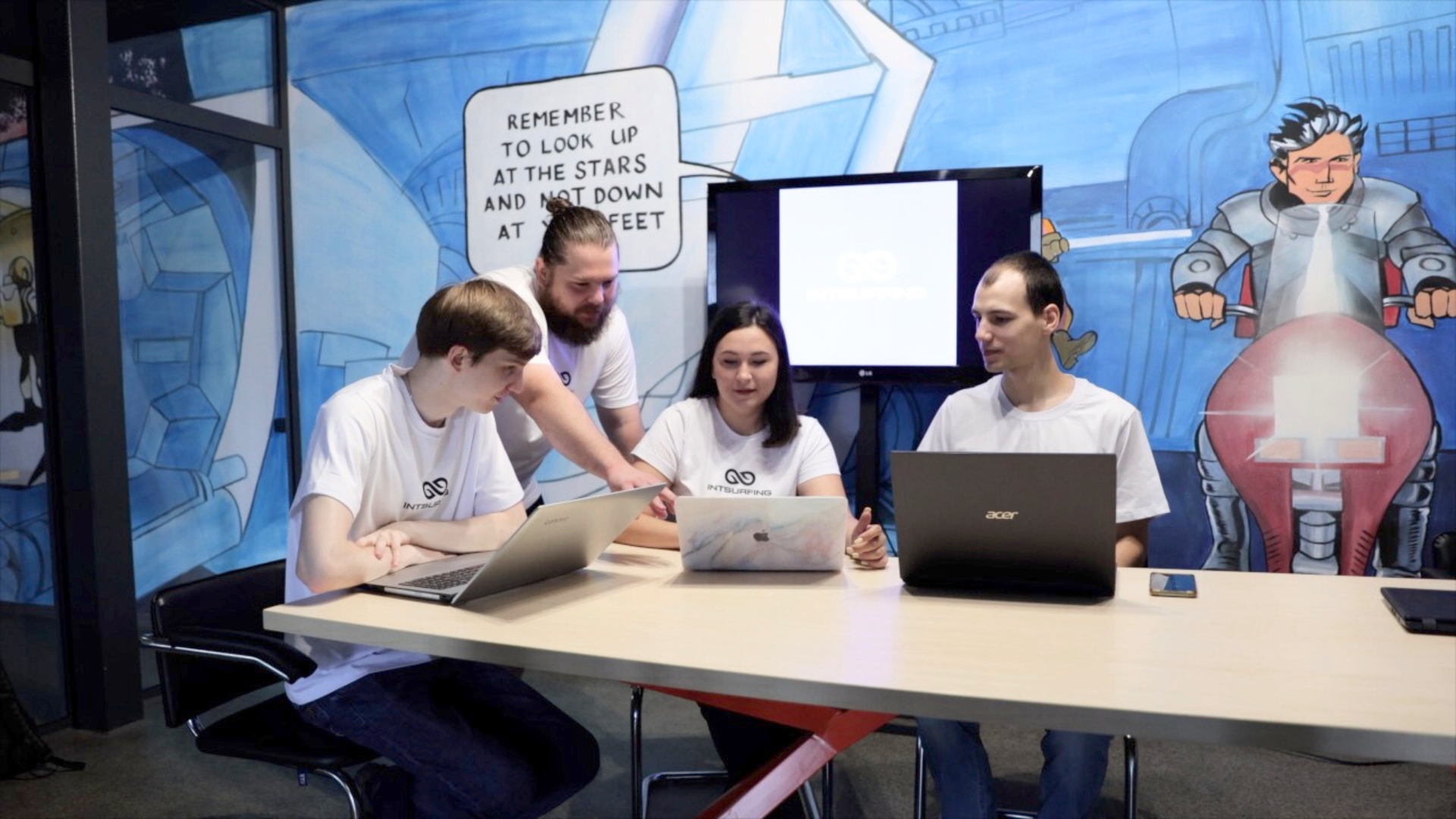 Managed team for C Sharp app development Intsurfing dedicated team for C# developing