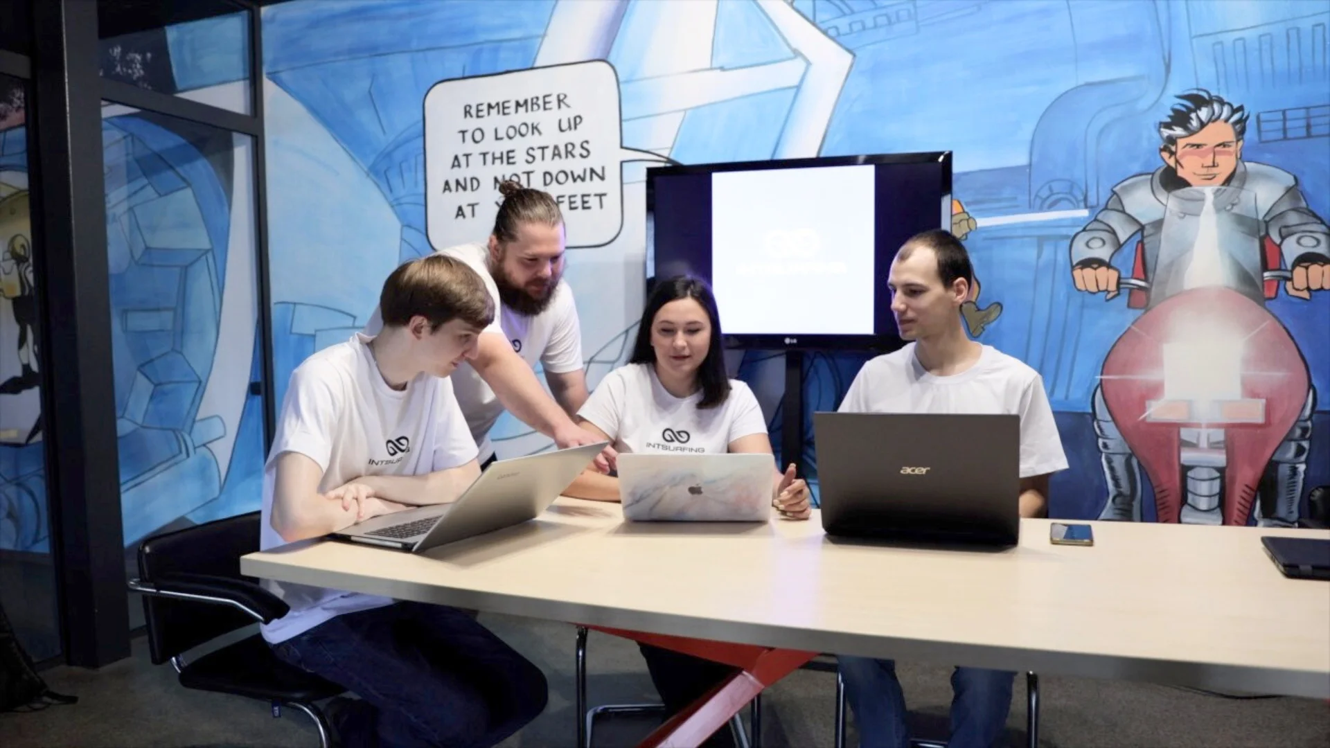  Intsurfing dedicated team for C# developing
