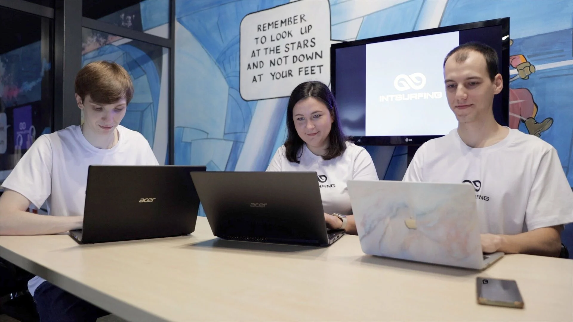 Процеси Intsurfing для інженерії даних