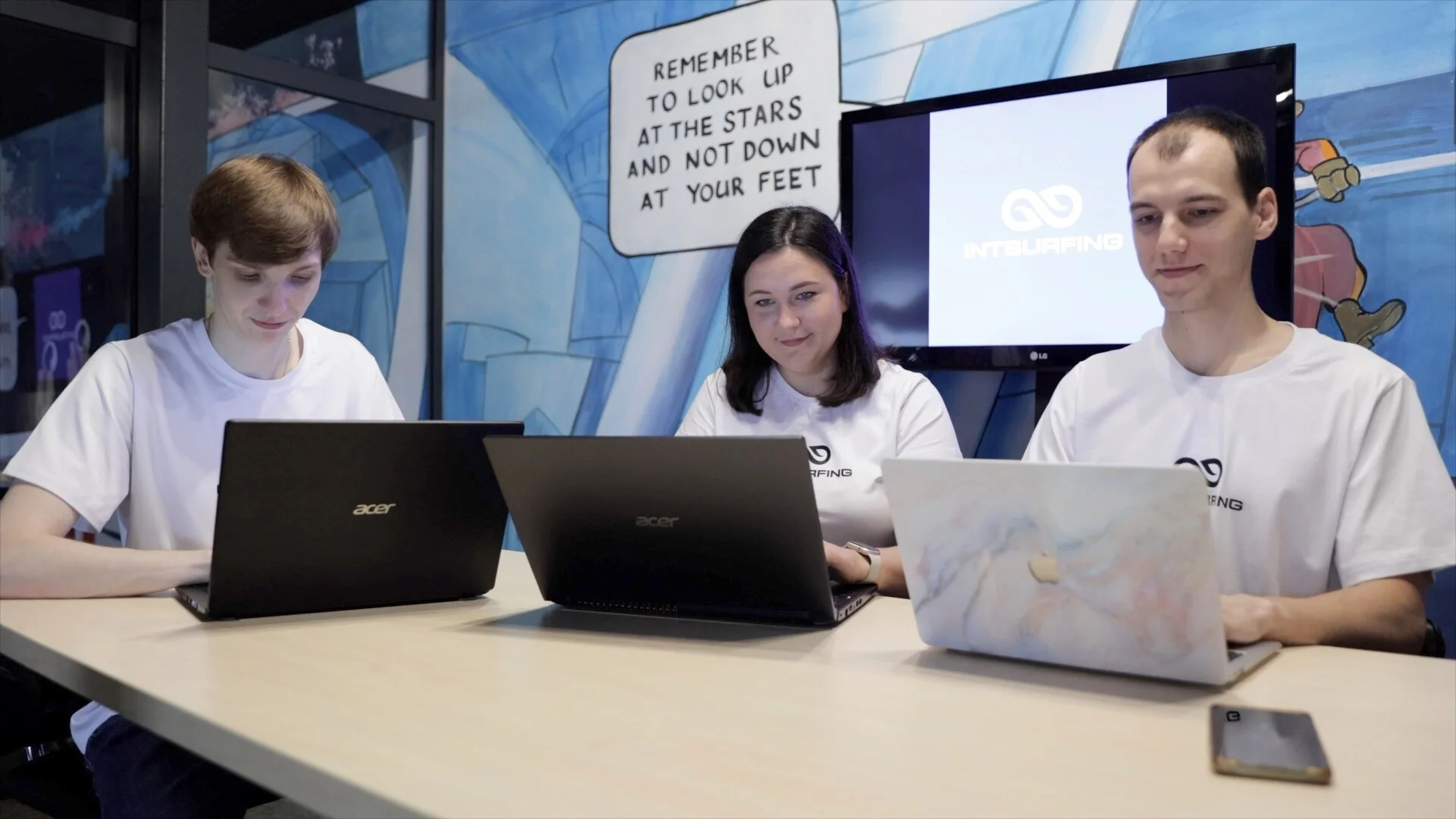 How Intsurfing collects data for IDV companies Data collection for identity verification companies