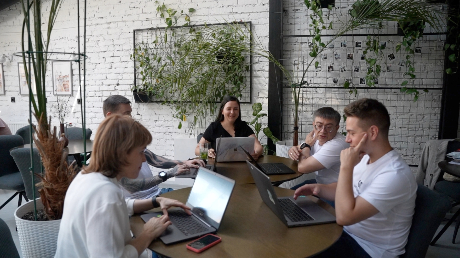 Intsurfing Java development software company
